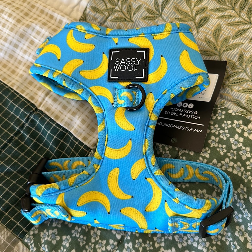 Banana doggy harness